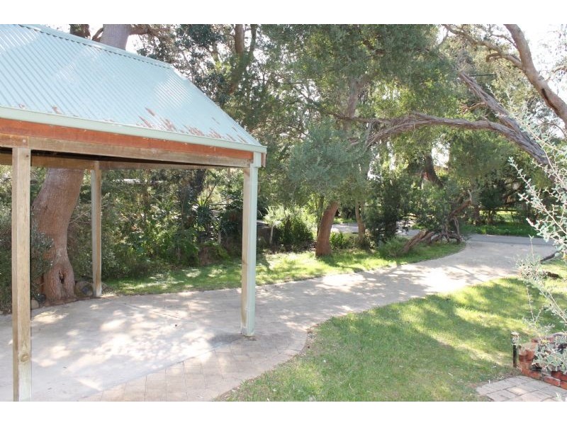 128 Silverleaves Avenue, Silverleaves VIC 3922