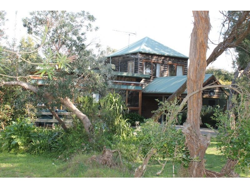128 Silverleaves Avenue, Silverleaves VIC 3922
