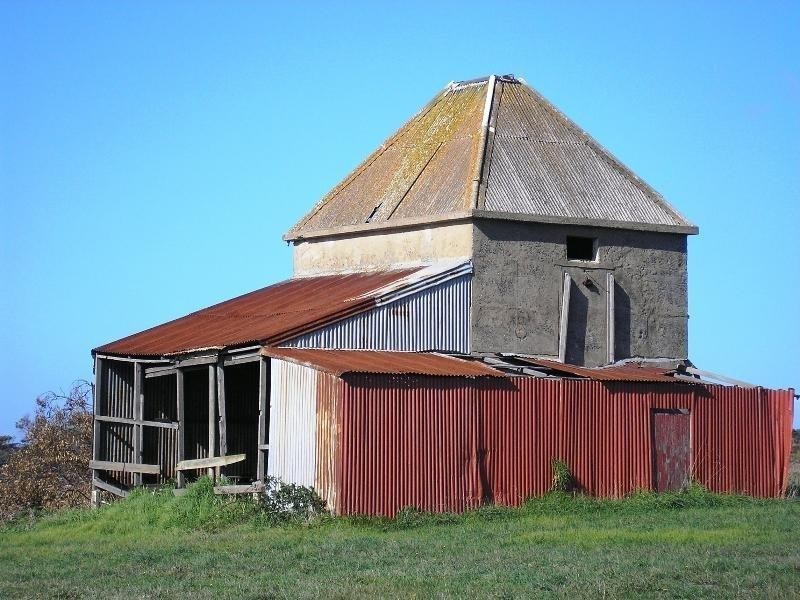 Lot 1/2124 Phillip Island Road, Cowes VIC 3922