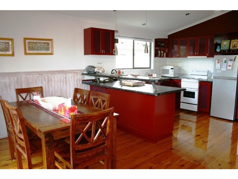 58 Justice Road, Cowes VIC 3922