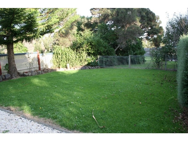 58 Justice Road, Cowes VIC 3922