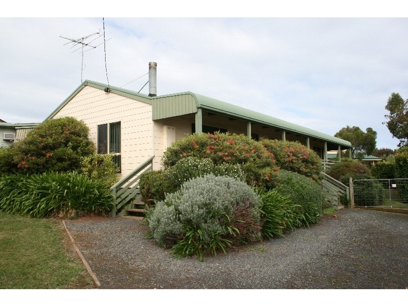9 Honolulu Avenue, Smiths Beach VIC 3922