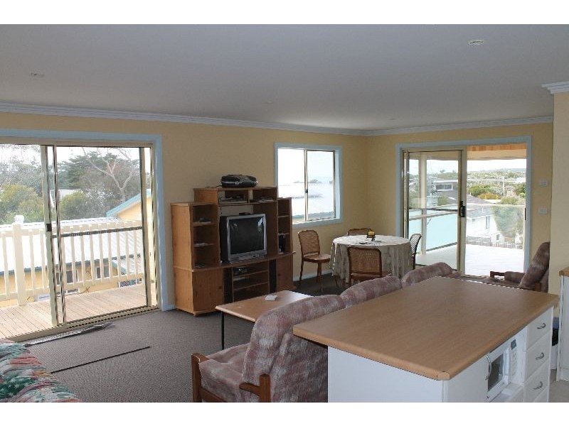 42 Broadwater Avenue, Cape Woolamai VIC 3925