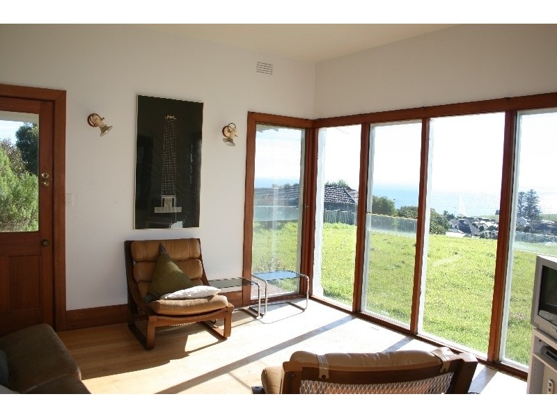 1-3 Bonwick Avenue, San Remo VIC 3925