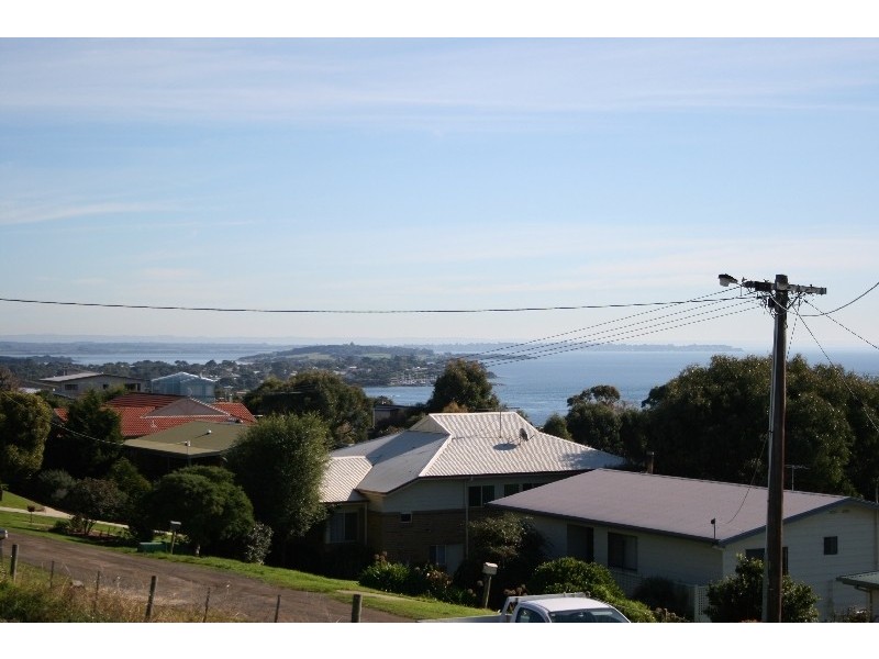 1-3 Bonwick Avenue, San Remo VIC 3925