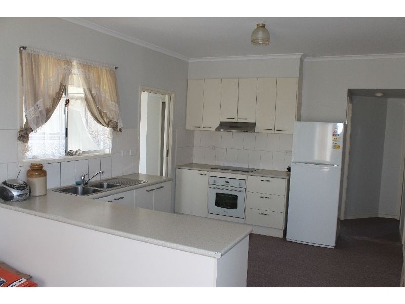 1 Dover Street, Sunderland Bay VIC 3922