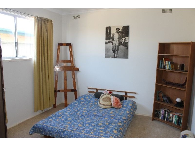 1 Dover Street, Sunderland Bay VIC 3922