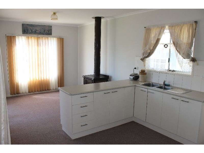 1 Dover Street, Sunderland Bay VIC 3922