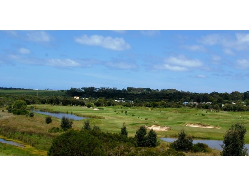2 Spaven Court, Cowes VIC 3922