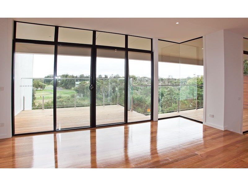 2 Spaven Court, Cowes VIC 3922