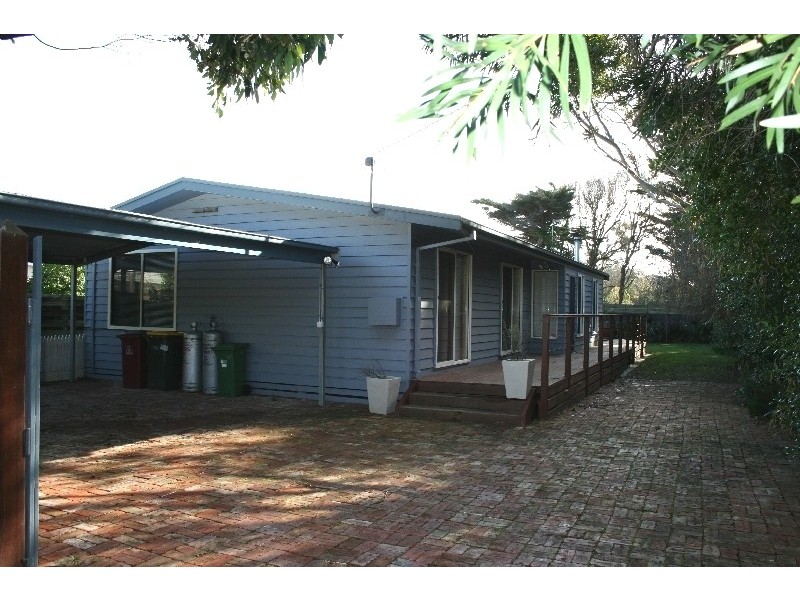 2 Cottosloe Avenue, Cape Woolamai VIC 3925