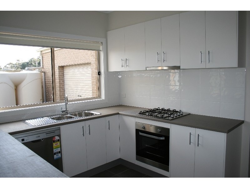 11 Kingfisher Way, Cowes VIC 3922