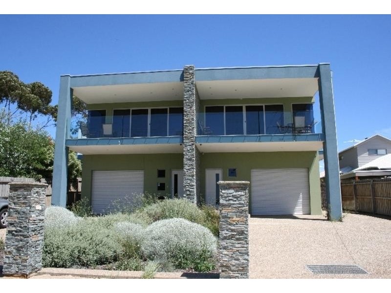 1&2/113 Church Street, Cowes VIC 3922