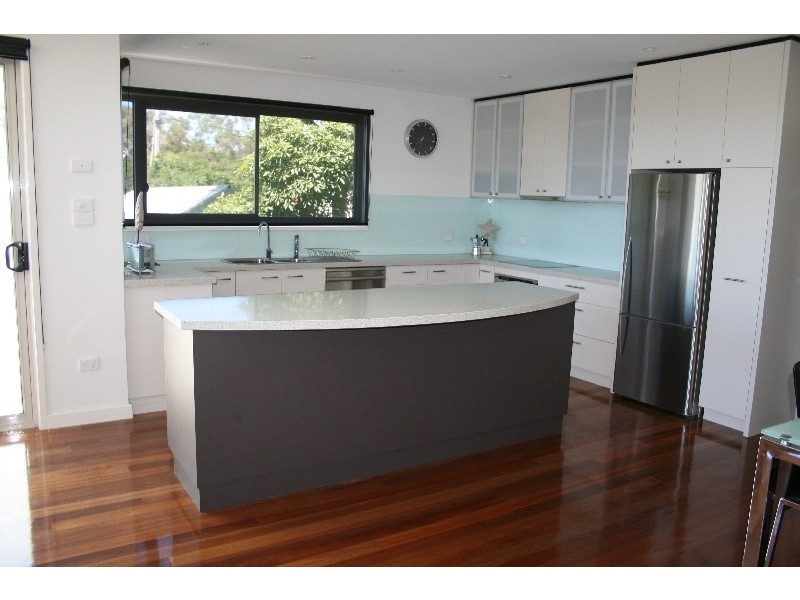 1&2/113 Church Street, Cowes VIC 3922