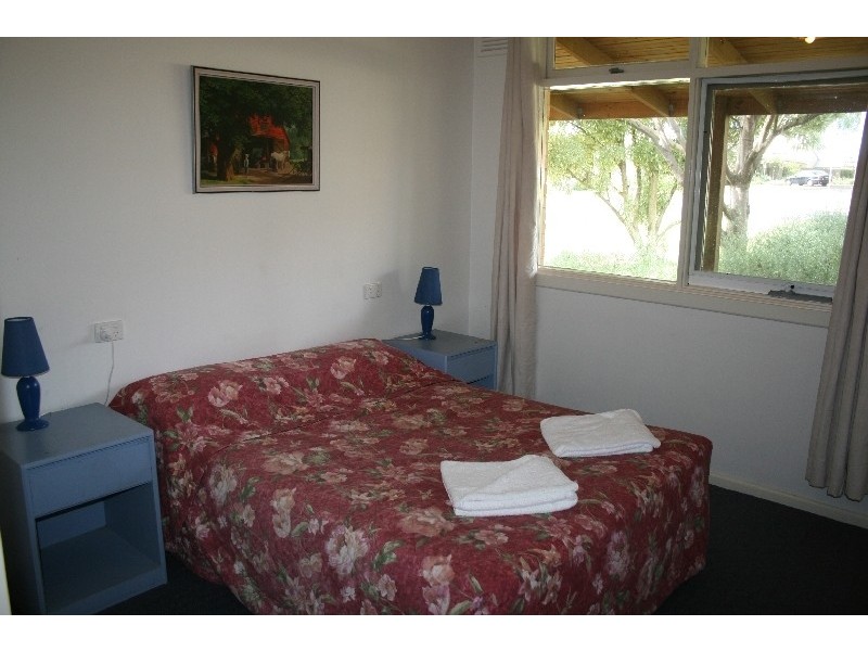 38 Chapel Street, Cowes VIC 3922