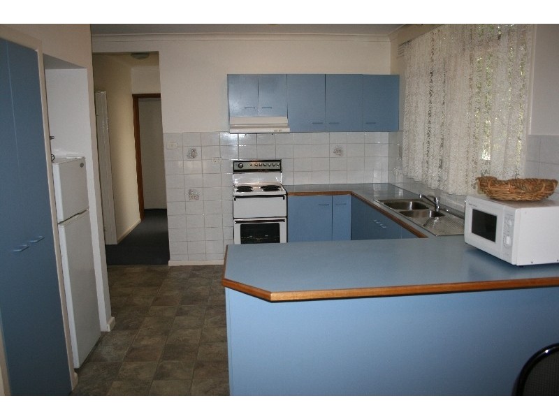 38 Chapel Street, Cowes VIC 3922