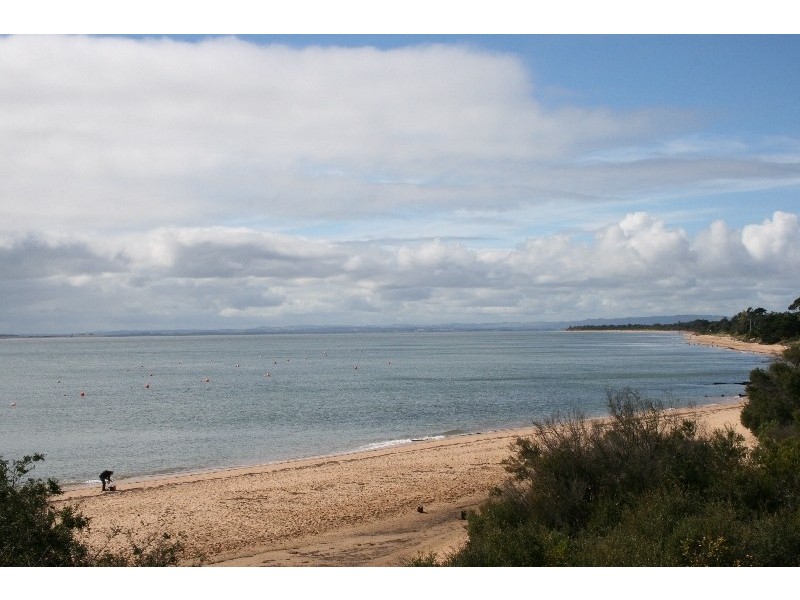 38 Chapel Street, Cowes VIC 3922