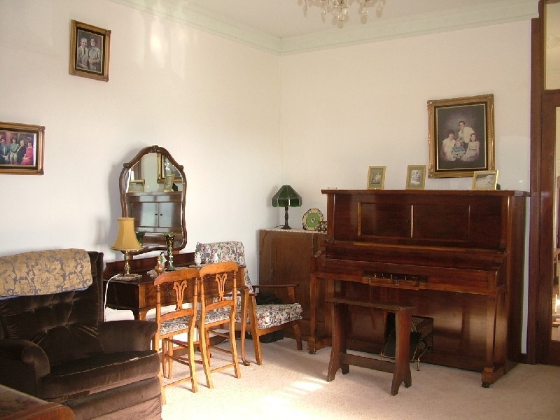 16 Chillingworth Road, Cowes VIC 3922