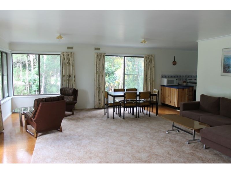 21 Ti Tree Drive, Cowes VIC 3922