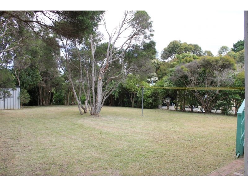 21 Ti Tree Drive, Cowes VIC 3922