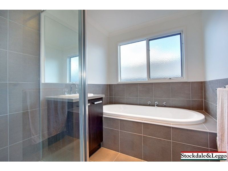 9 Saltwater Place, Sunset Strip VIC 3922