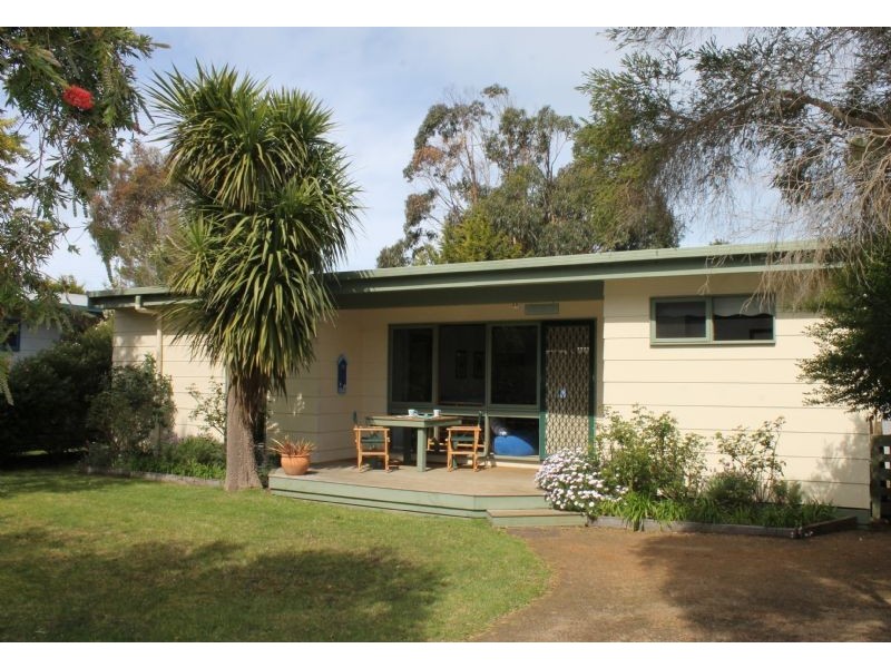 5 Alpha Court, Cowes VIC 3922