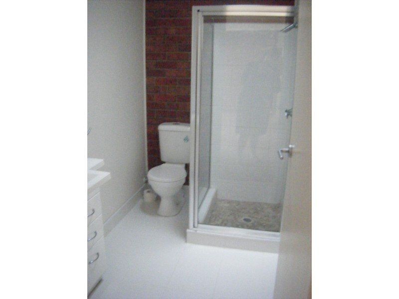 2/6 Park Street, Cowes VIC 3922