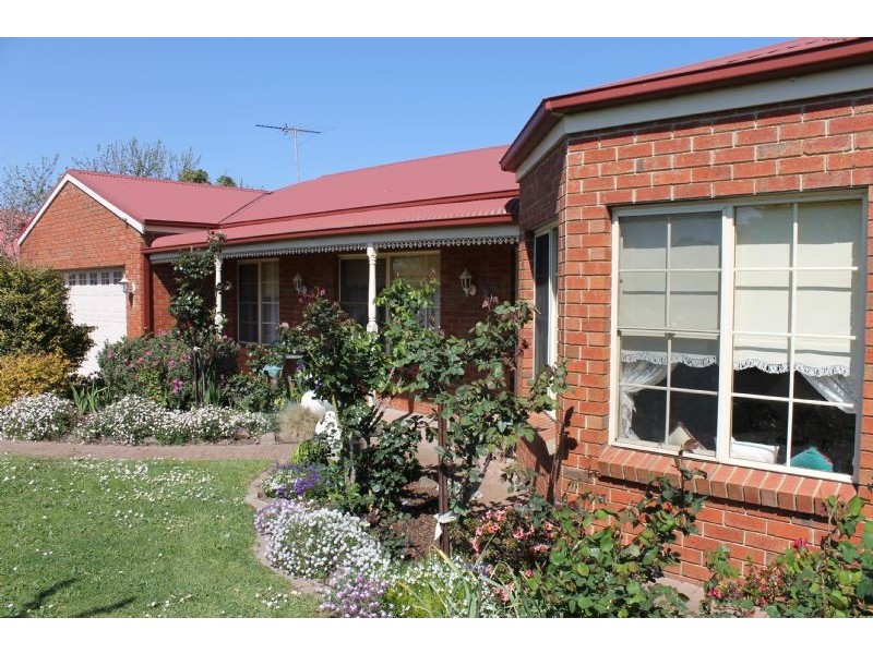 3 Acacia Close, Cowes VIC 3922