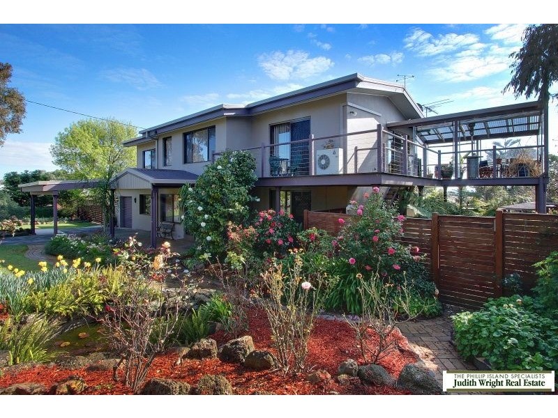 23-25 Chillingworth Road, Cowes VIC 3922