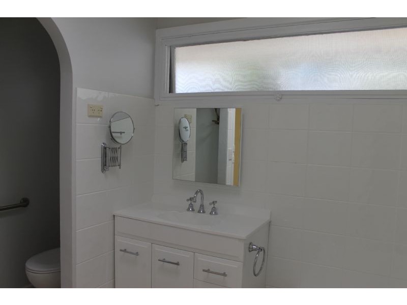 49 Walton Street, Cowes VIC 3922