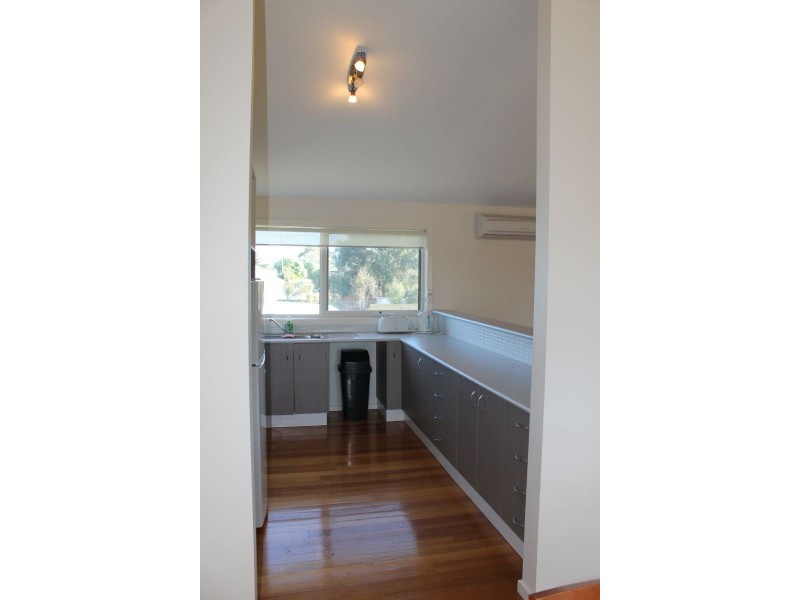 2B Sunderland Bay Road, Sunderland Bay VIC 3922