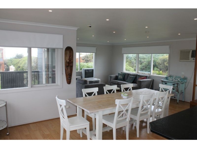 26 Stradbroke Cresent, Surf Beach VIC 3922