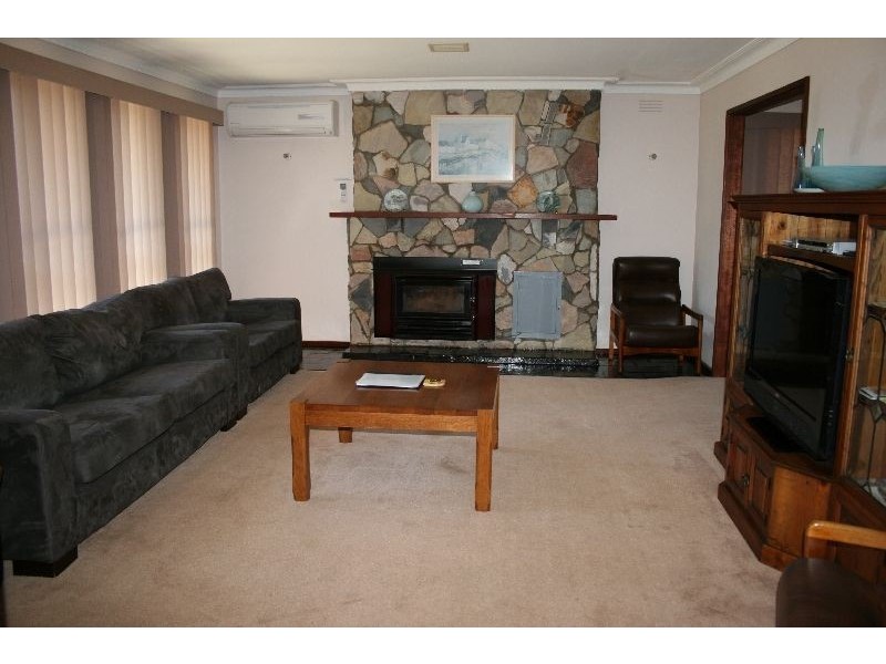 9 Morgan Street, Cowes VIC 3922