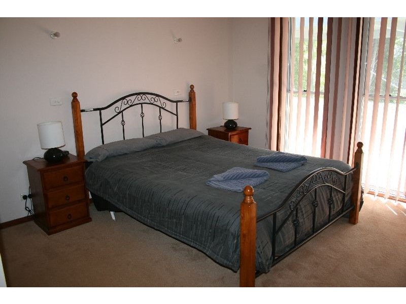 9 Morgan Street, Cowes VIC 3922