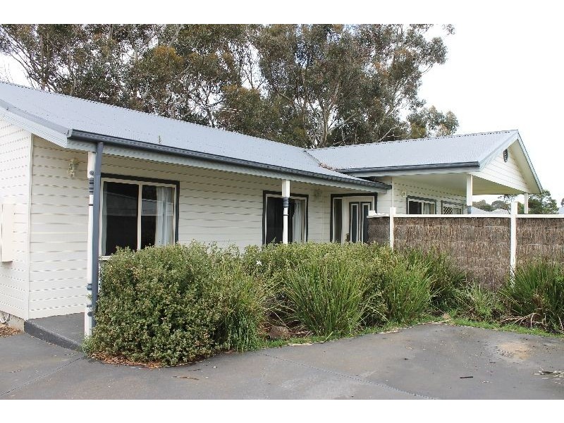 2/63 Dunsmore Road, Cowes VIC 3922