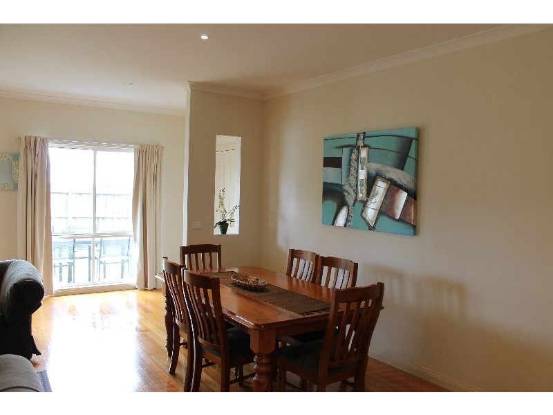 2/63 Dunsmore Road, Cowes VIC 3922