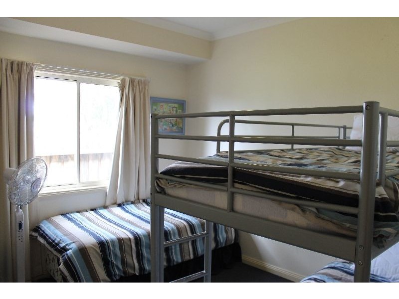 2/63 Dunsmore Road, Cowes VIC 3922