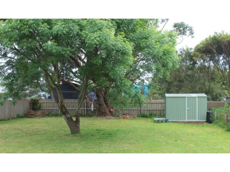1 Broadwater Avenue, Cape Woolamai VIC 3925