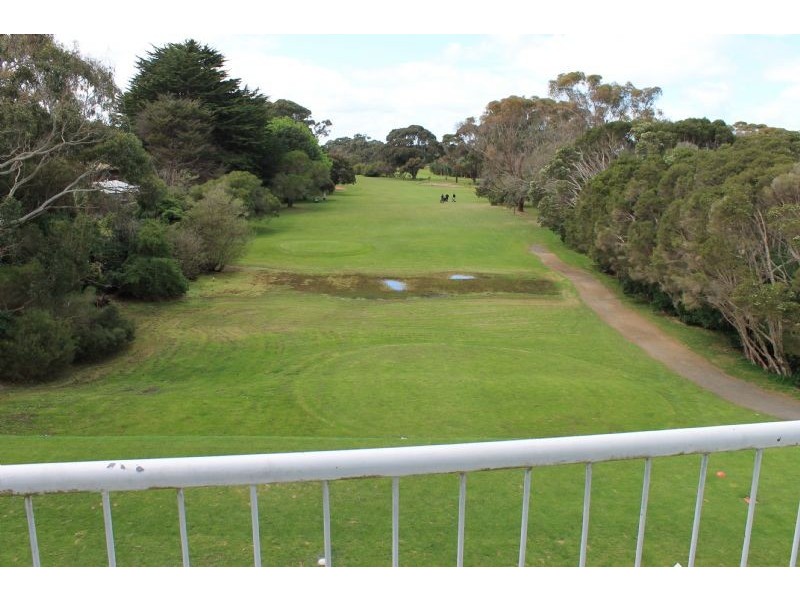 3/34-36 Dunsmore Road, Cowes VIC 3922