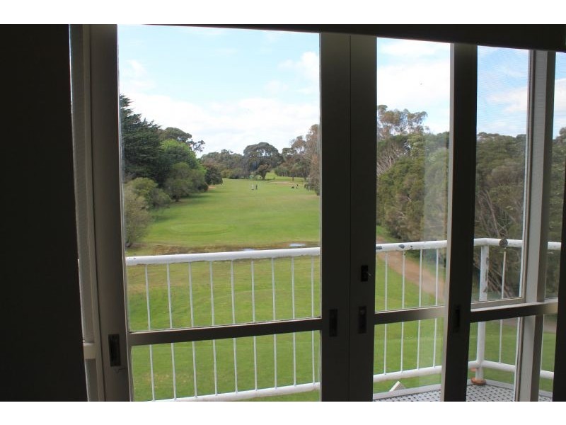 3/34-36 Dunsmore Road, Cowes VIC 3922