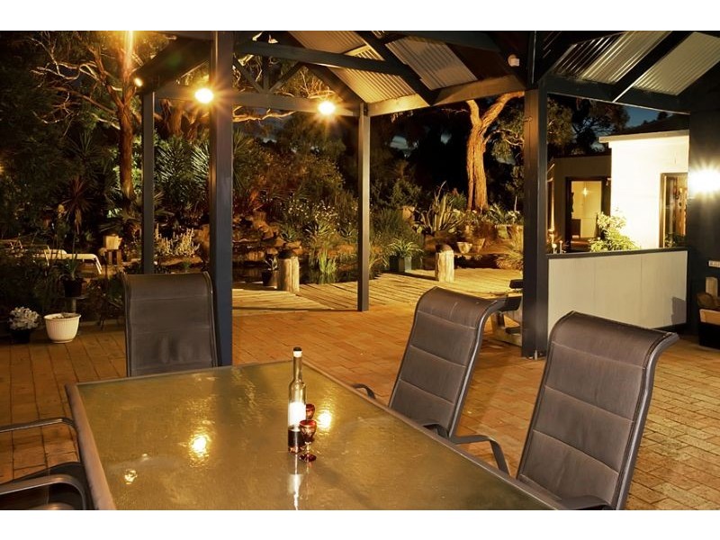 14 Honeyeater Drive, Silverleaves VIC 3922