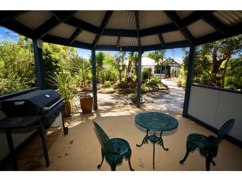 14 Honeyeater Drive, Silverleaves VIC 3922