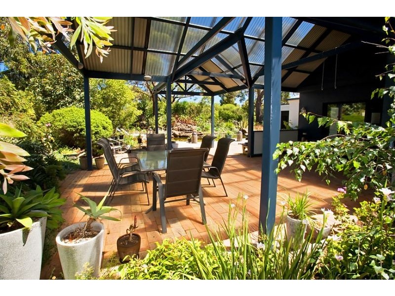 14 Honeyeater Drive, Silverleaves VIC 3922