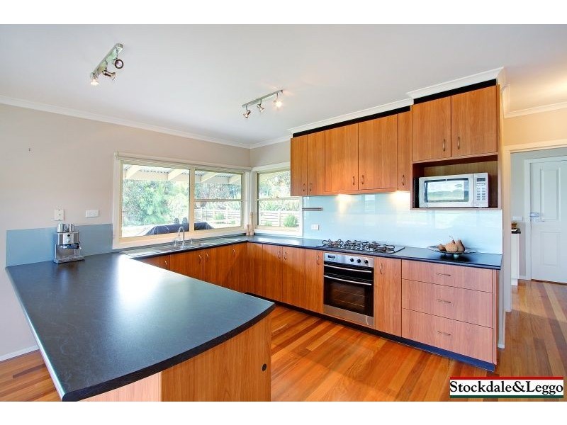 1 Ryan Court, Cowes VIC 3922