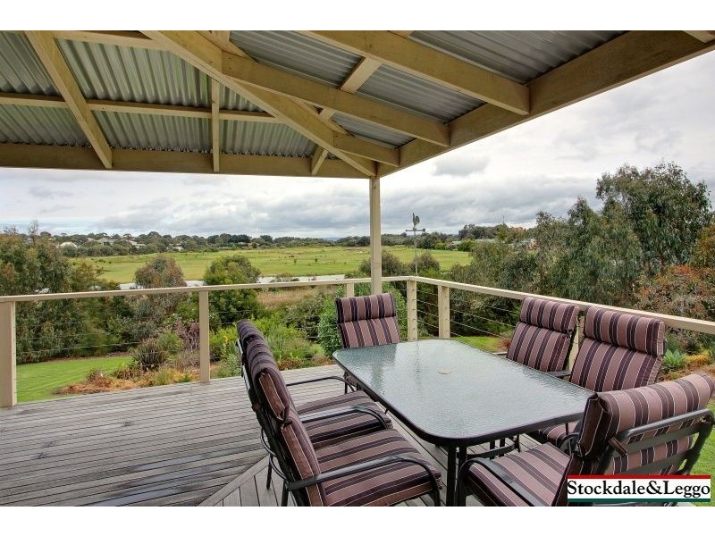 1 Ryan Court, Cowes VIC 3922