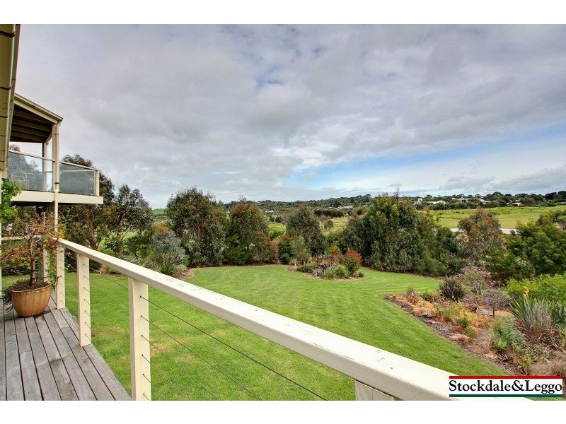 1 Ryan Court, Cowes VIC 3922