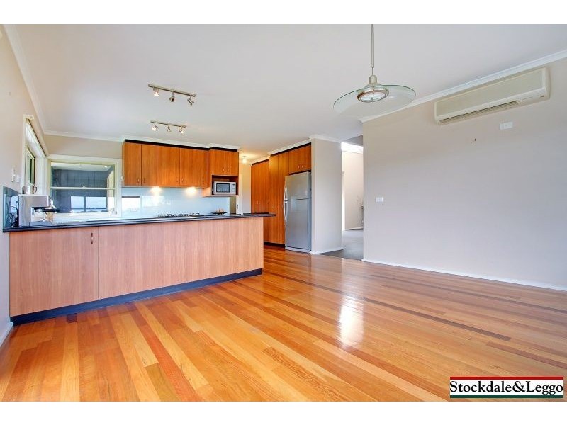 1 Ryan Court, Cowes VIC 3922