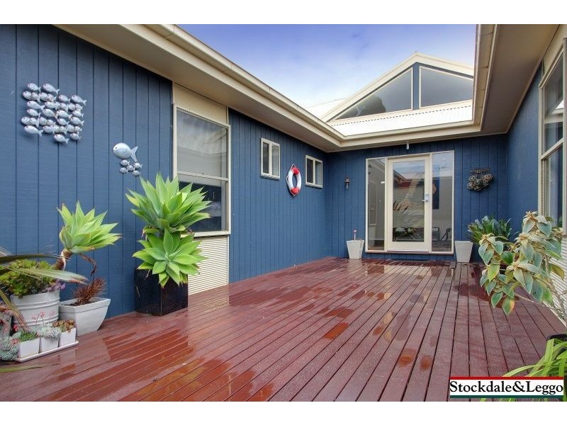 1 Ryan Court, Cowes VIC 3922