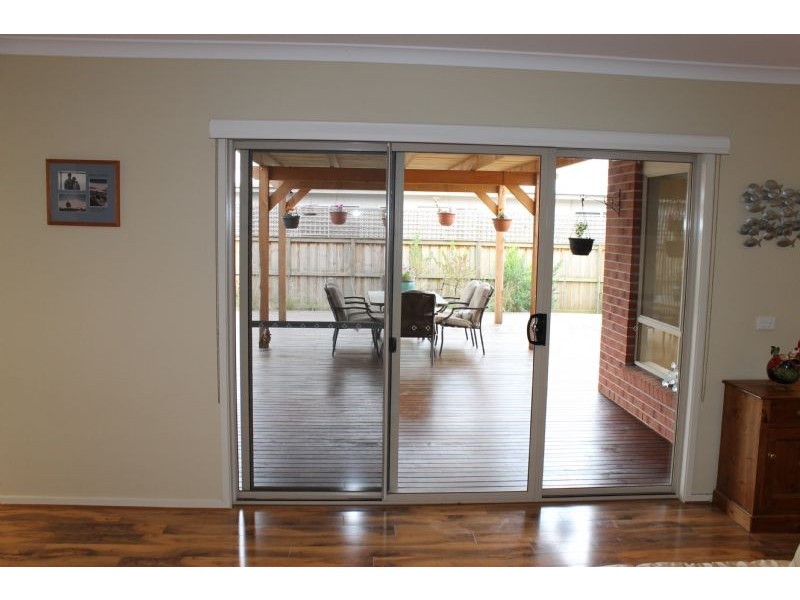 38 Seagrove Way, Cowes VIC 3922