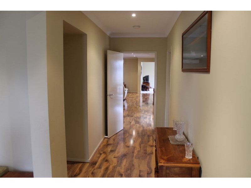 38 Seagrove Way, Cowes VIC 3922